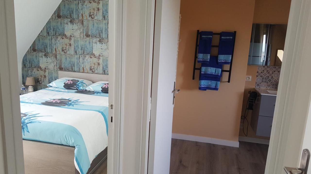 Chambre D'Hote Les Iles Конкарно Екстер'єр фото